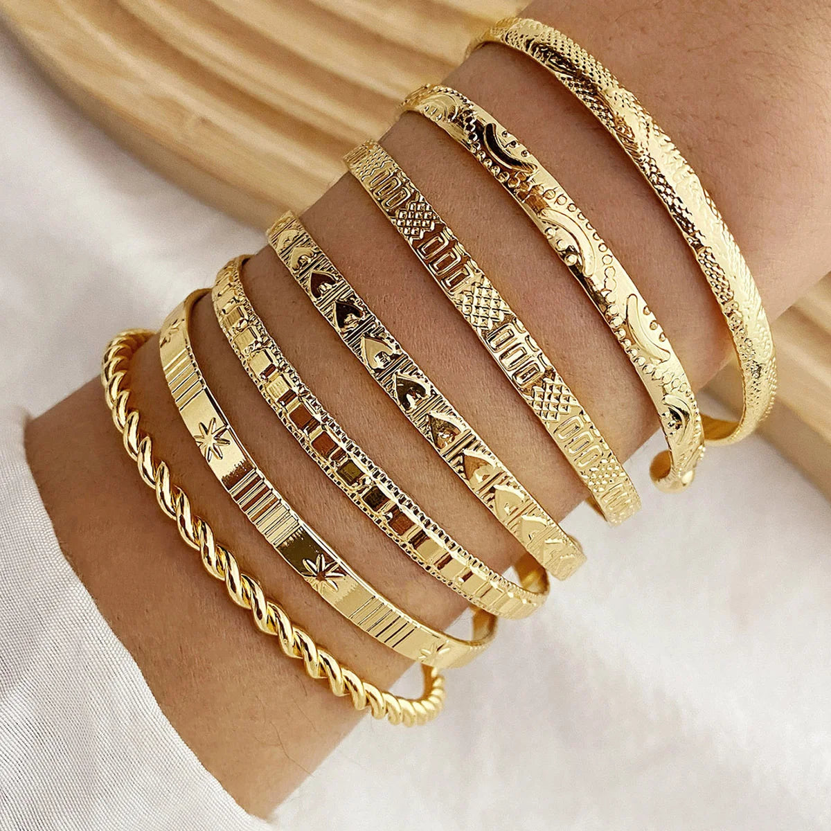 Gold Punk Heart Bracelet Set (7PCS)